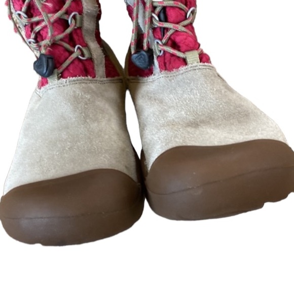 KEEN Wapato Waterproof Faux Fur Winter Boots - Picture 6 of 12